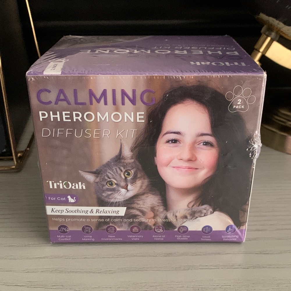 Calming Pheromone Diffuser Kit for Cats - 2 Pack